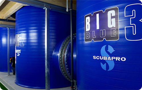 bigblue-indoor-pool-geraetetraining